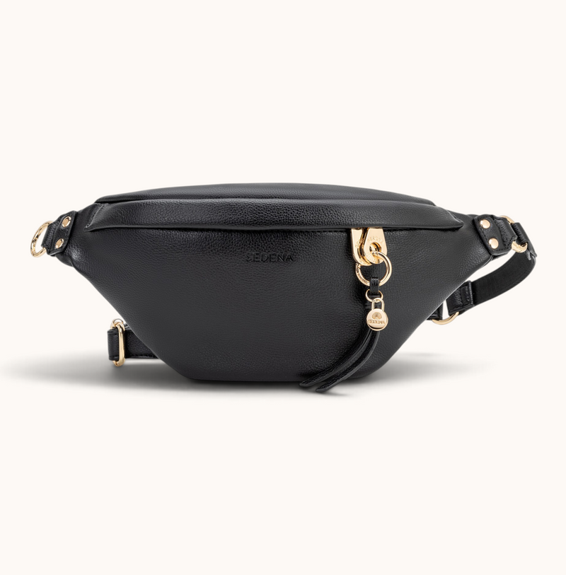 Crossbody Bag | Black Lifestyle